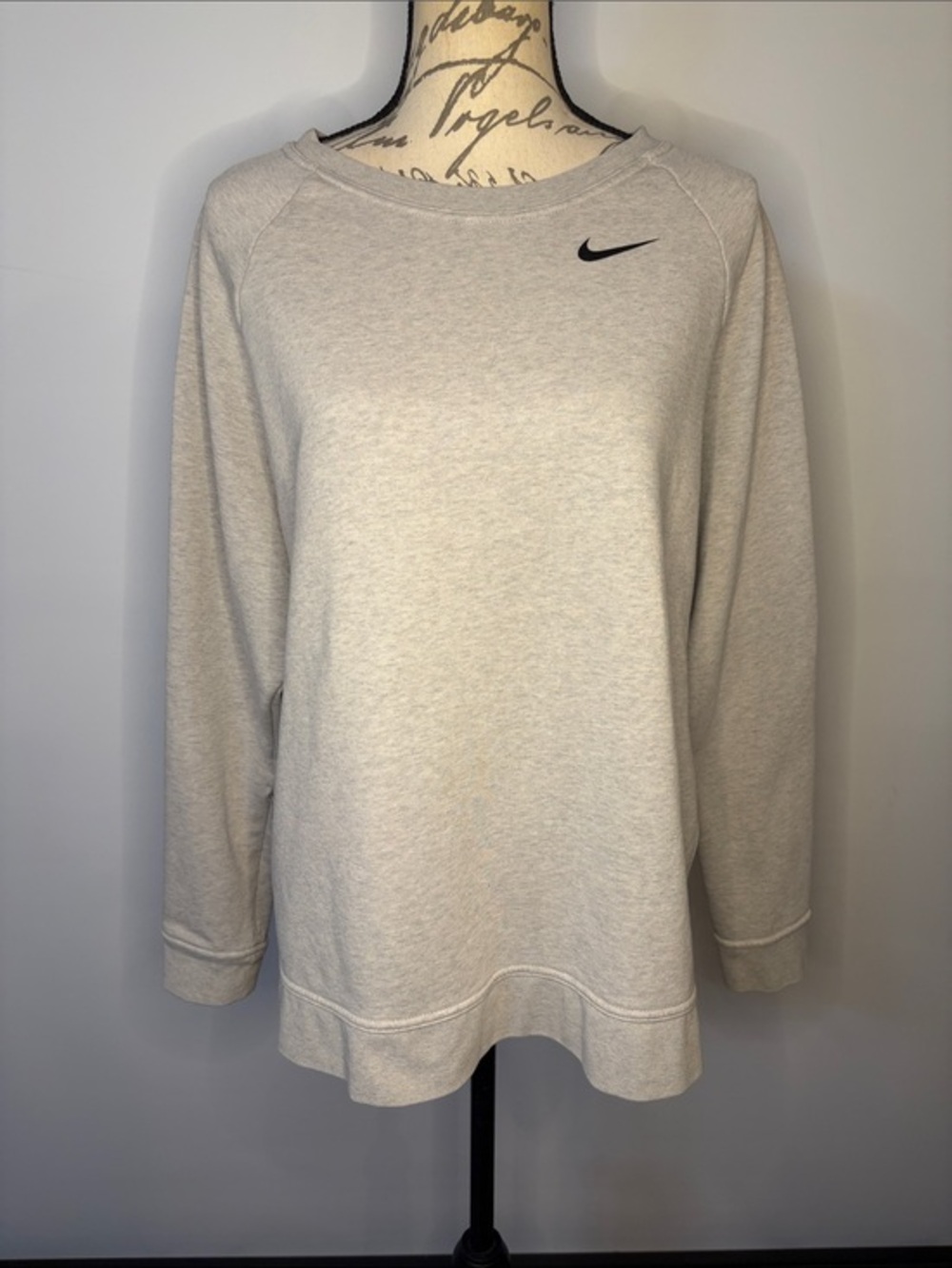 Nike sweatshirt high low hem side slits with zipper wrist pocket heather gray M